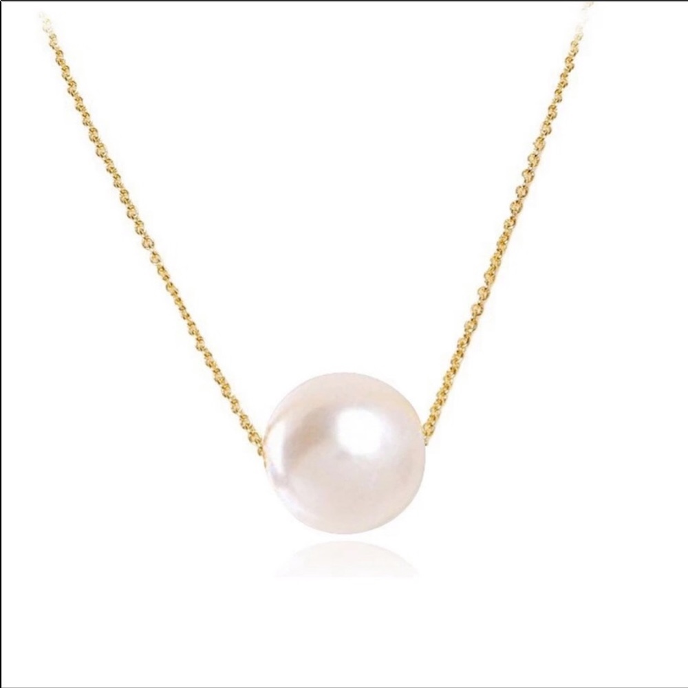 Trendy Imitation Pearl Necklaces & Pendants